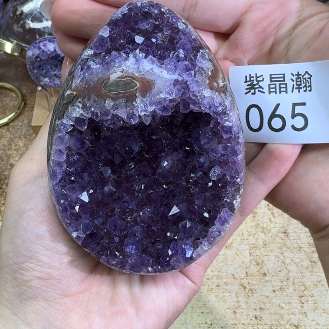 未镶嵌水晶大型摆件（非配饰）