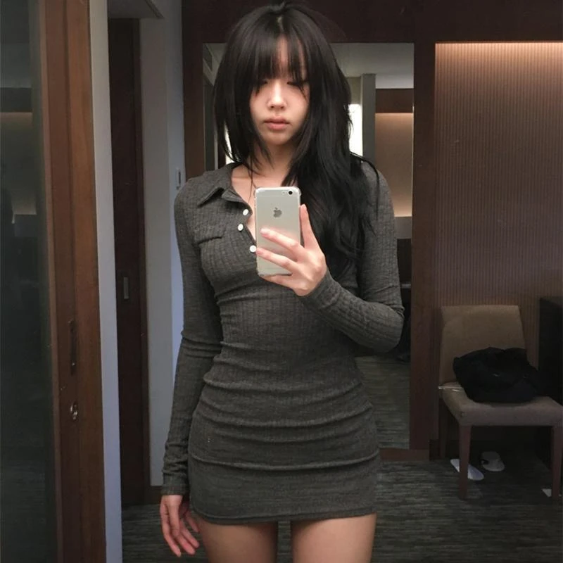 东大门新款气质翻领系扣修身显身材百搭长袖包臀打底连衣连衣裙