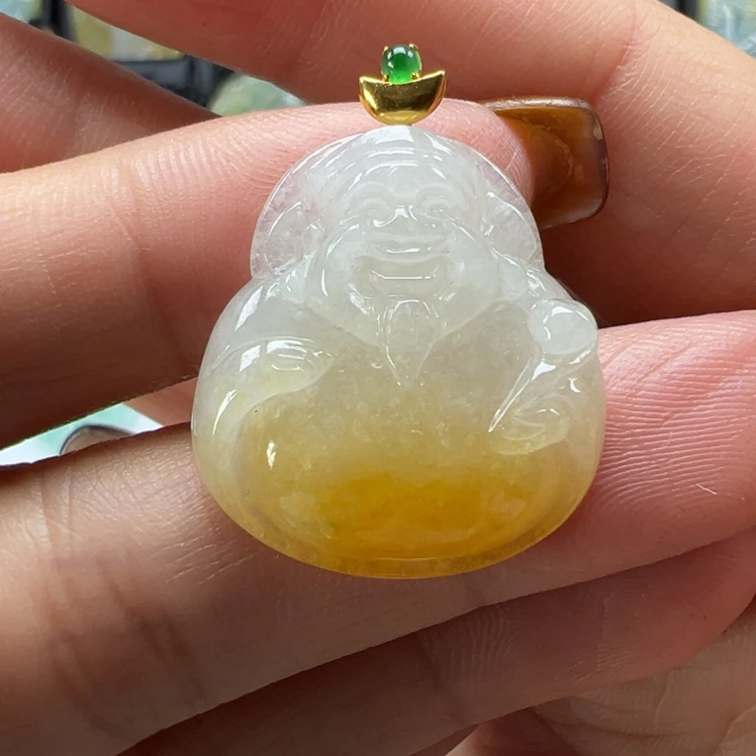 翡翠18K金镶嵌颈饰财神