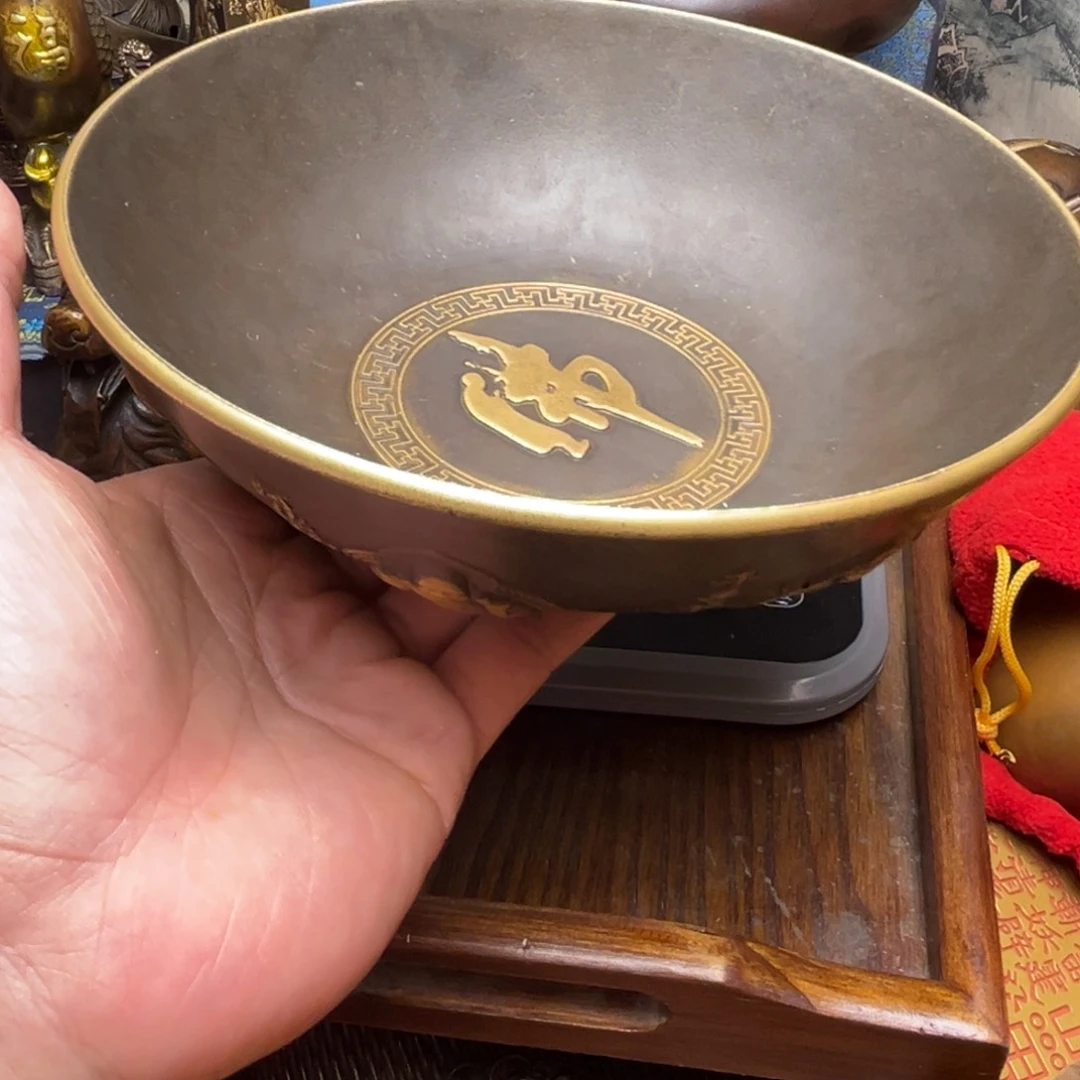 精美铜器，点击下单