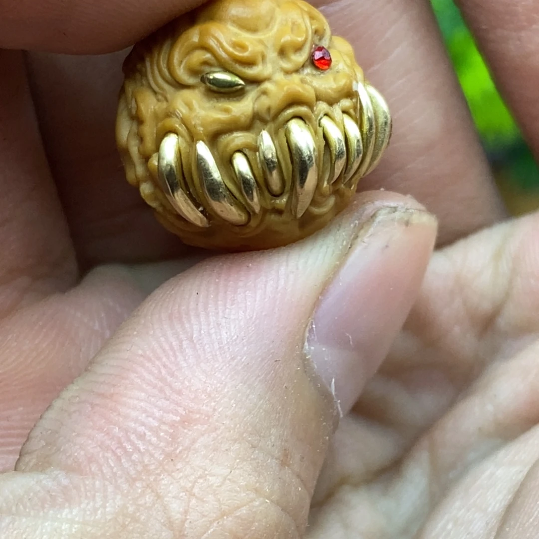 吊坠猴头核桃红眼吞噬恶僧