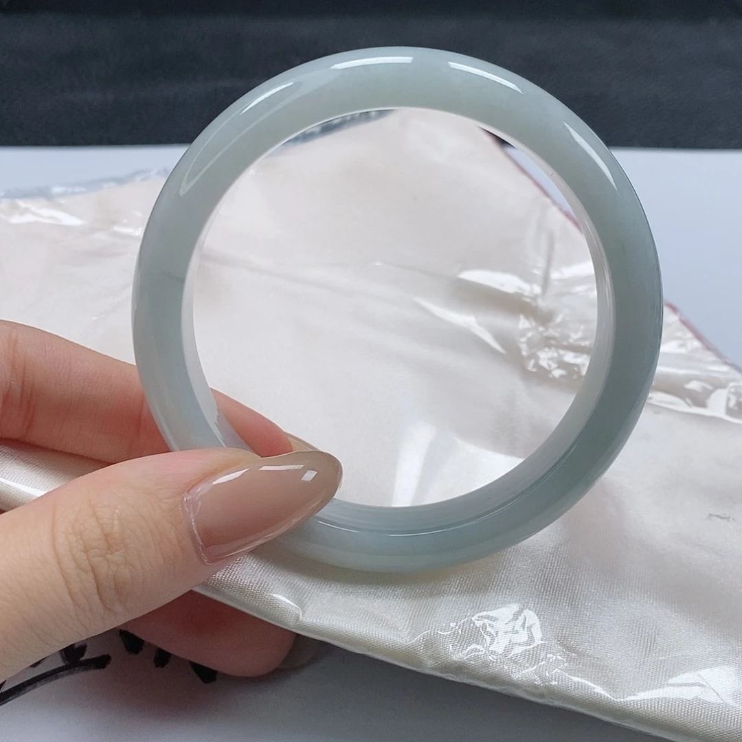 【闪购商品】翡翠手镯未镶嵌438号