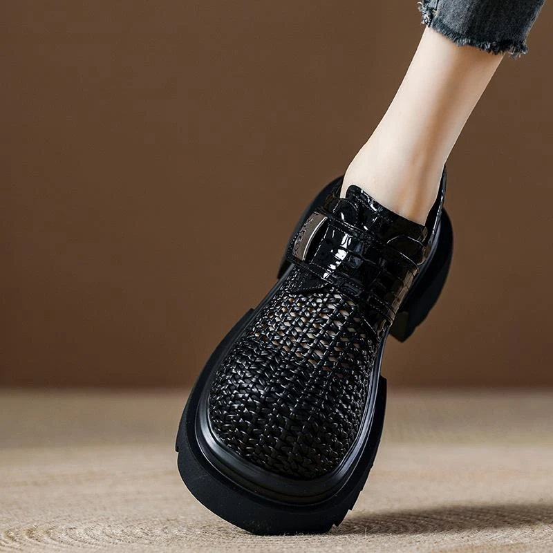 欧货厚底大头编织小皮鞋女2025夏季镂空松糕女鞋百搭小白鞋乐福鞋