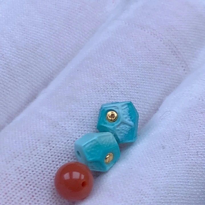 南红玛瑙未镶嵌珠宝奇石