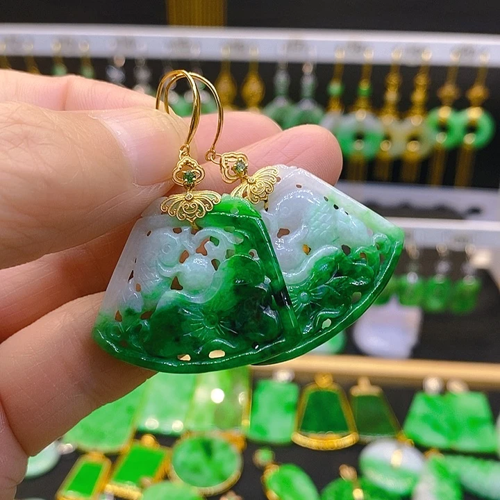 翡翠耳饰18K金镶嵌耳坠