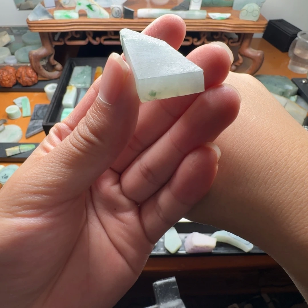 定制翡翠未镶嵌材料