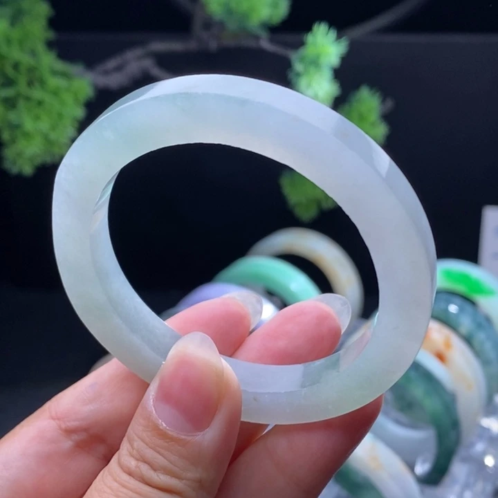 满***福定制翡翠未镶嵌翡翠手镯