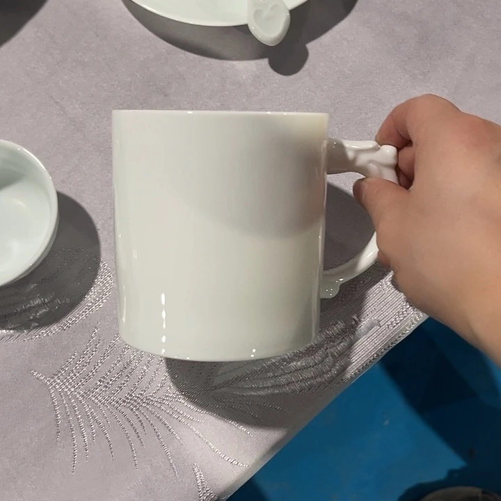 瓷片高白泥马克杯两个，包邮