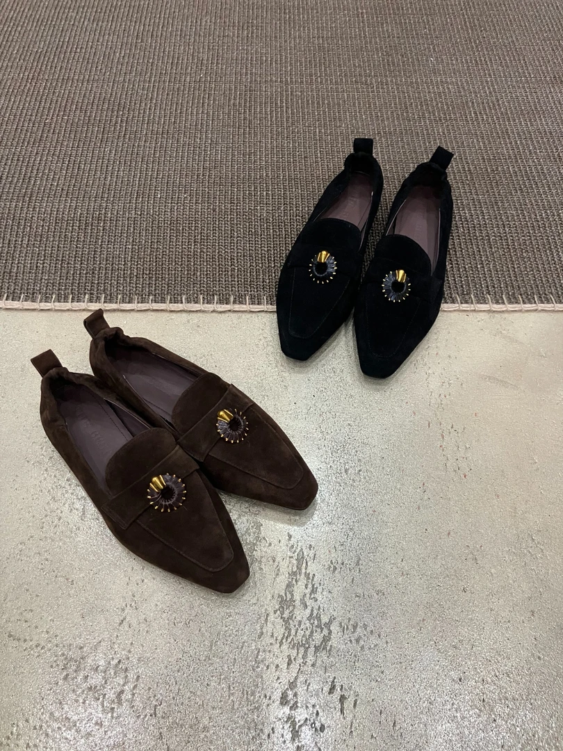 胶粘中口青年夏季马衔扣休闲皮鞋秋季水钻乐福鞋明星同款百搭鞋子