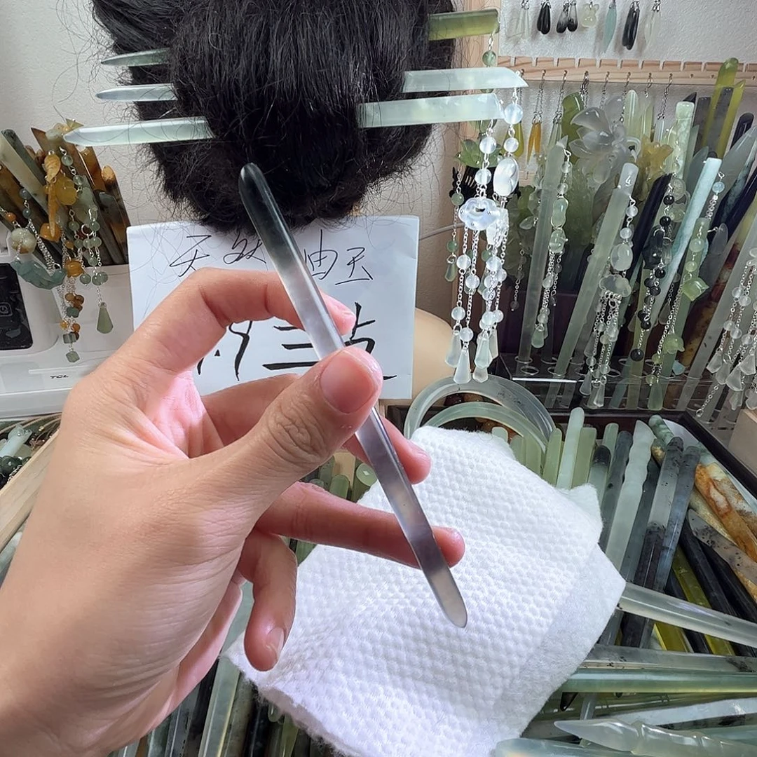 蛇纹石玉发饰未镶嵌