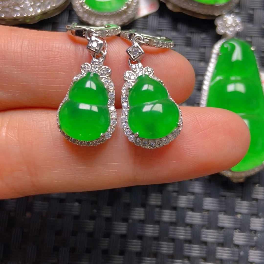 翡翠银S925镶嵌颈饰葫芦耳坠