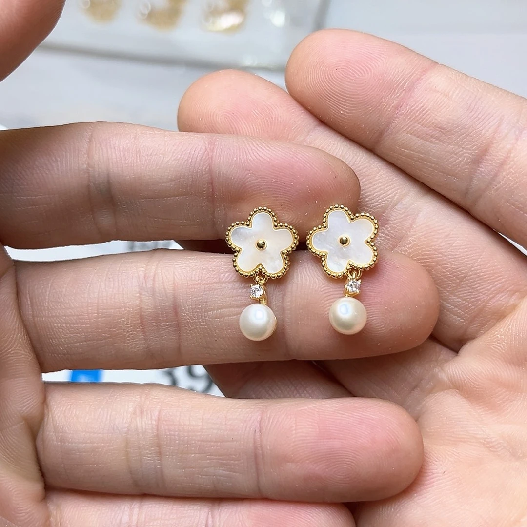 【闪购商品】淡水珍珠耳饰未镶嵌