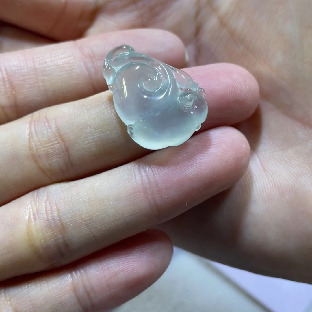 颈饰未镶嵌翡翠如意