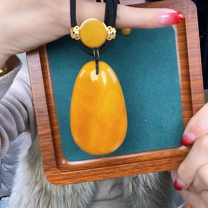 蜜蜡颈饰未镶嵌吊坠