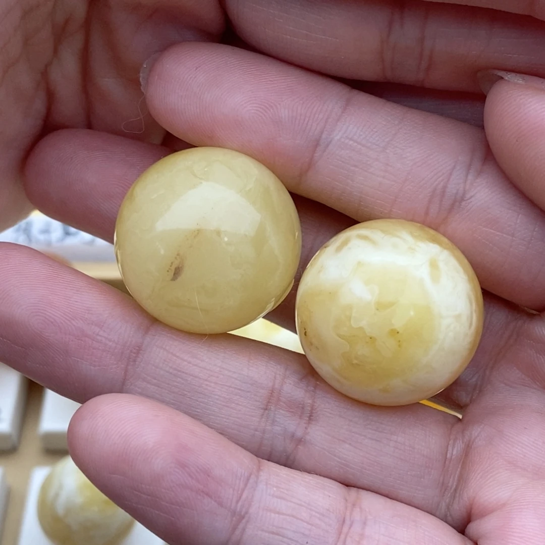 .***裸石蜜蜡未镶嵌瑕疵珠子