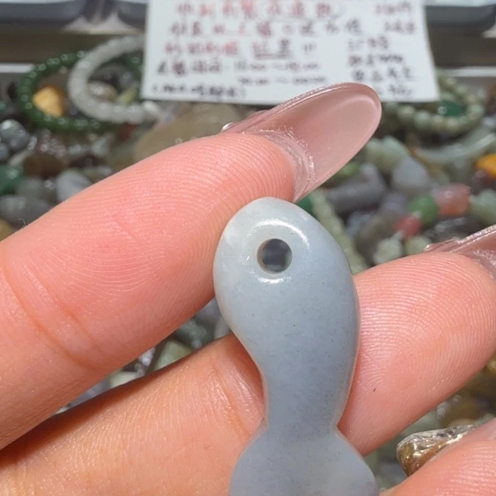 和田玉未镶嵌珠宝半成品