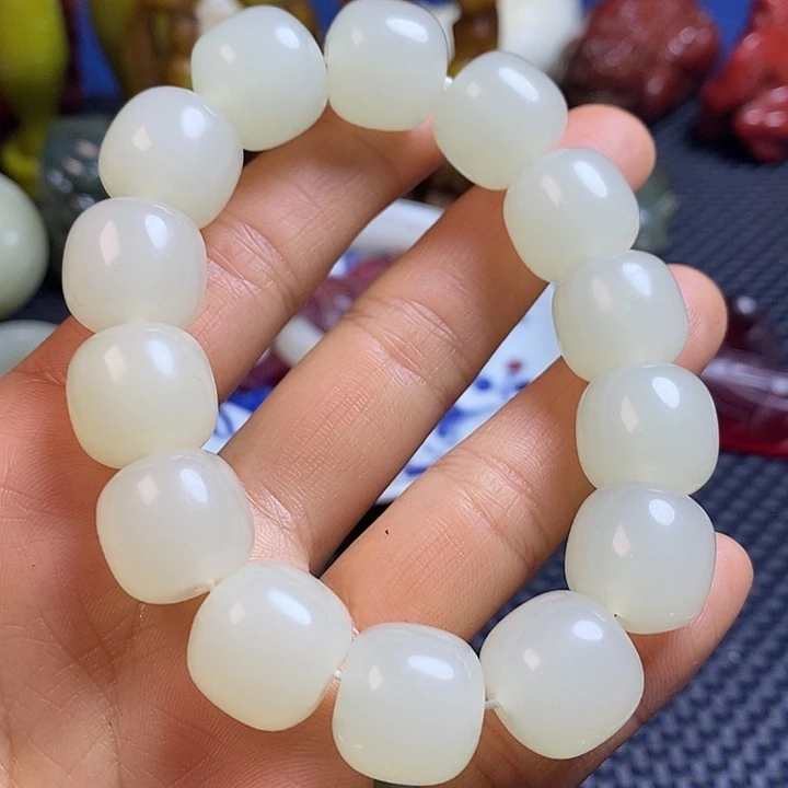 吊坠白玉菩提支持七天无理由