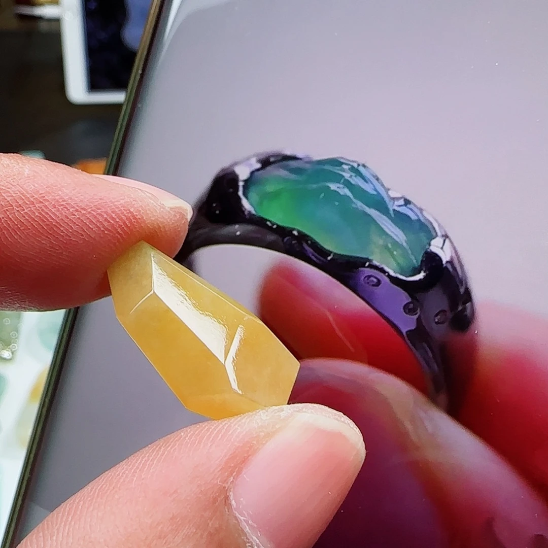 定制翡翠未镶嵌翡翠含工