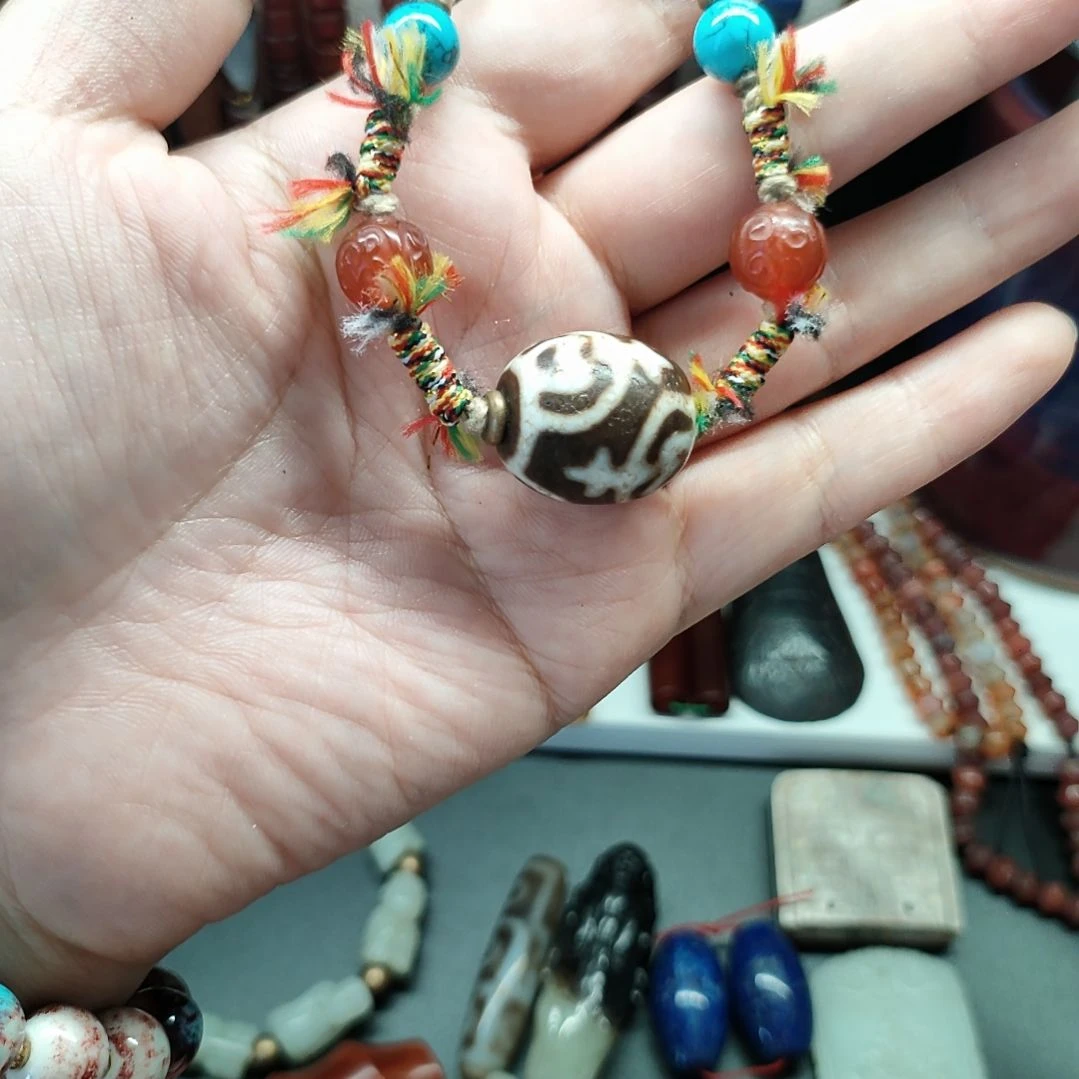 聚宝阁古珠收藏品