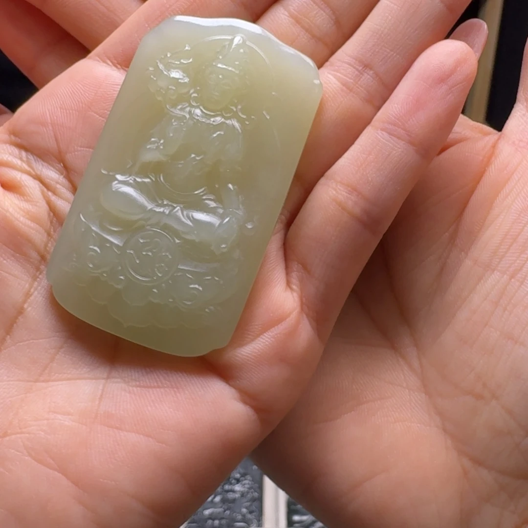 和田玉（糖玉）未镶嵌颈饰