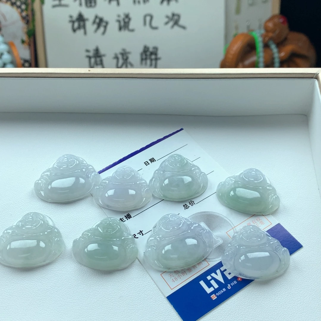 颈饰银S925镶嵌翡翠多样性发一件货。