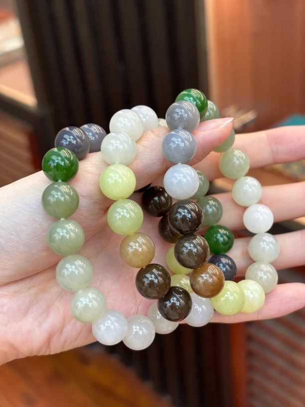 0658和田玉圆珠多宝手串约12mm多样性发其一