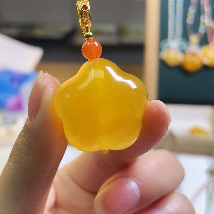 蜜蜡未镶嵌裸石星星吊坠
