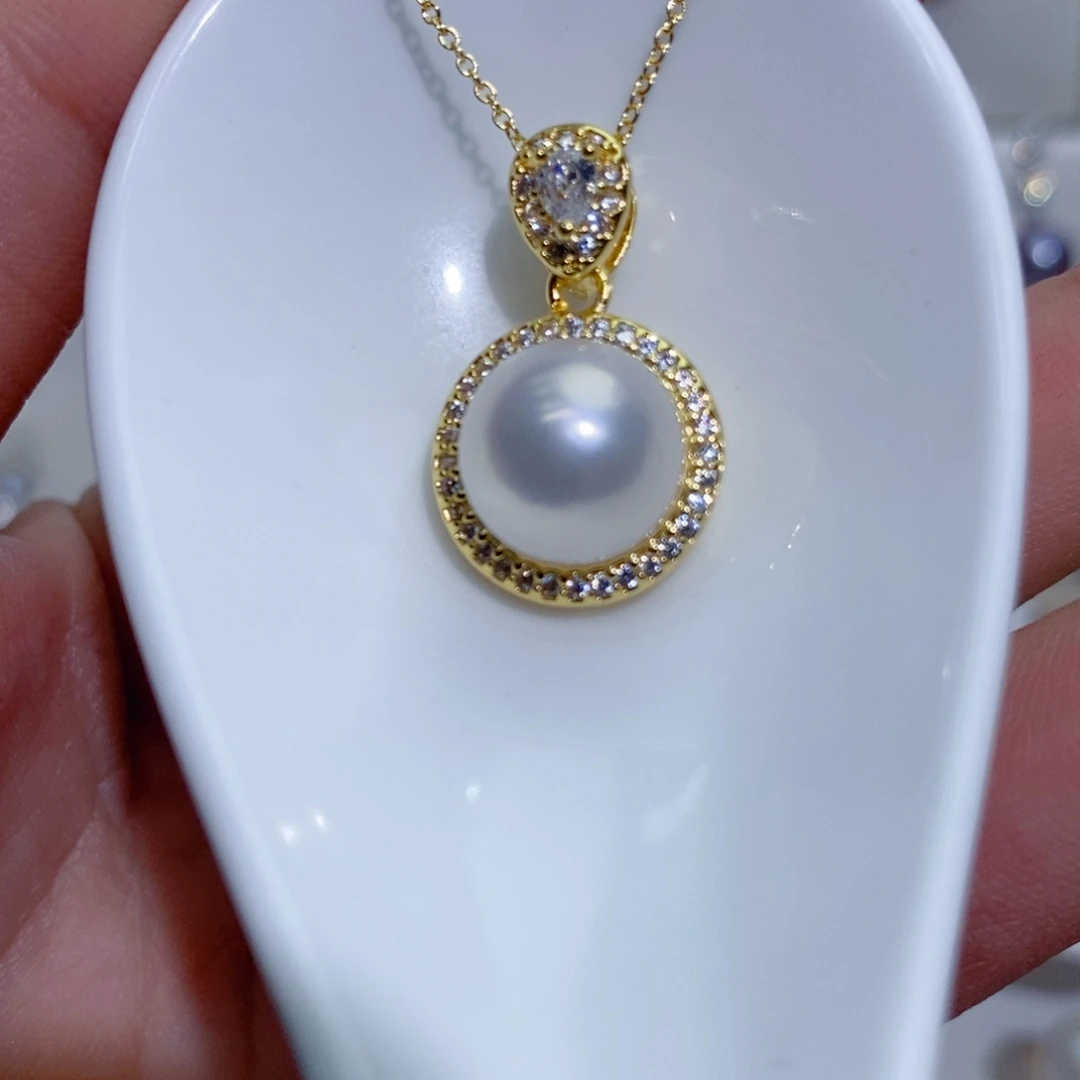 淡水珍珠吊坠(赠链)合金