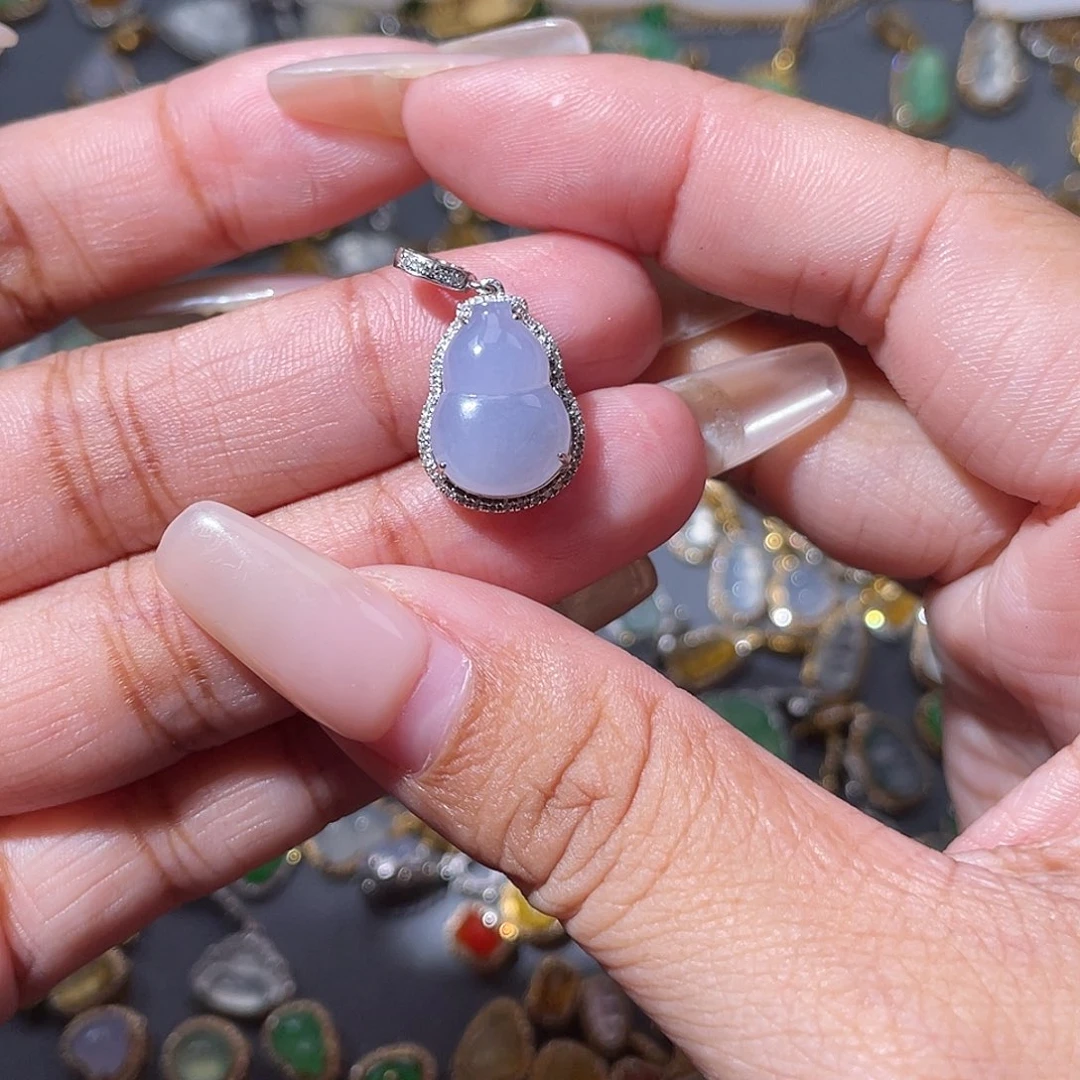 吊坠(不含链)18K金镶嵌翡翠