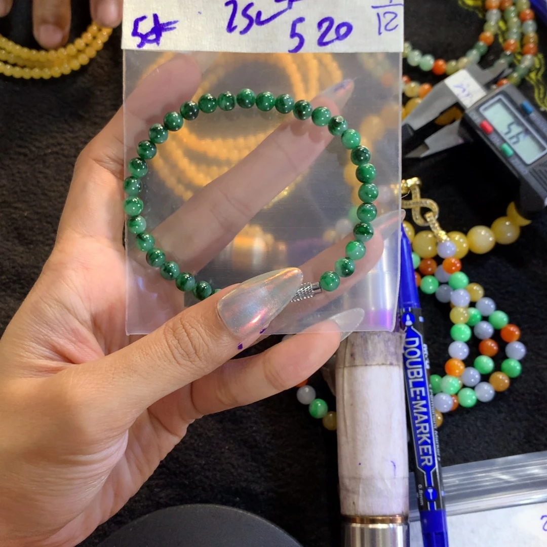 定制翡翠未镶嵌天然缅甸翡翠