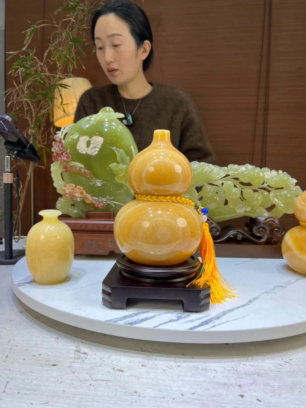 精品天然玉石葫芦摆件