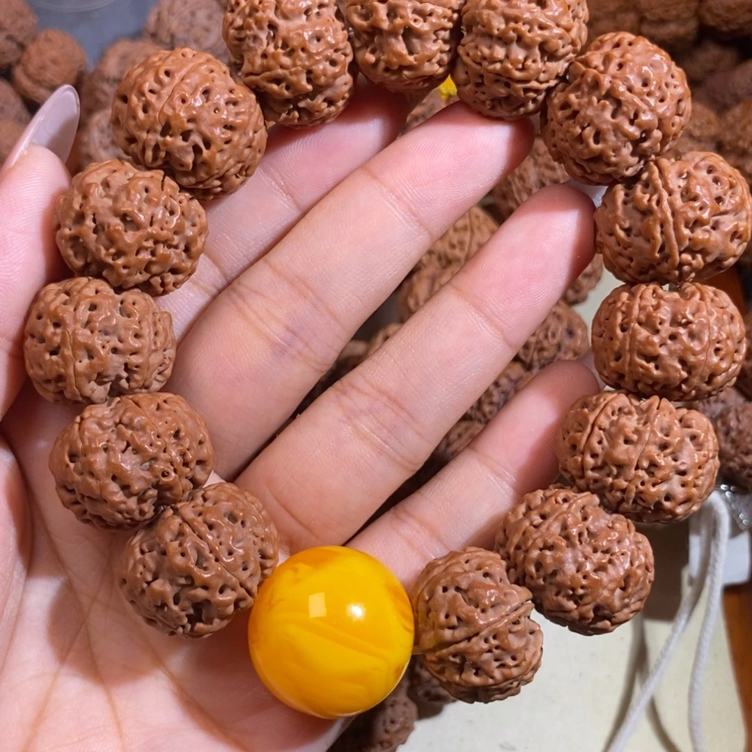 ****東手串金刚菩提六瓣招财22mm