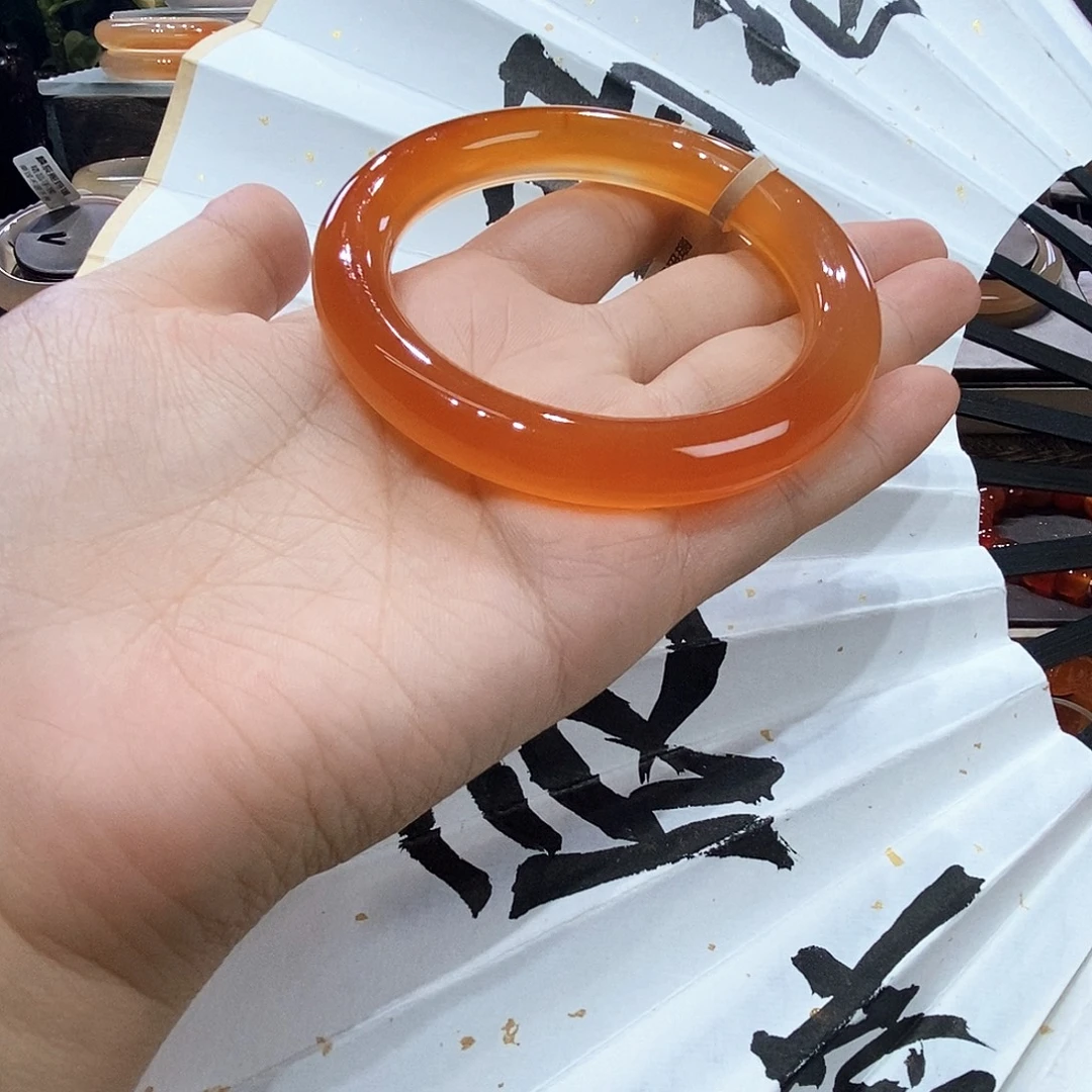 手镯玛瑙/玉髓未镶嵌