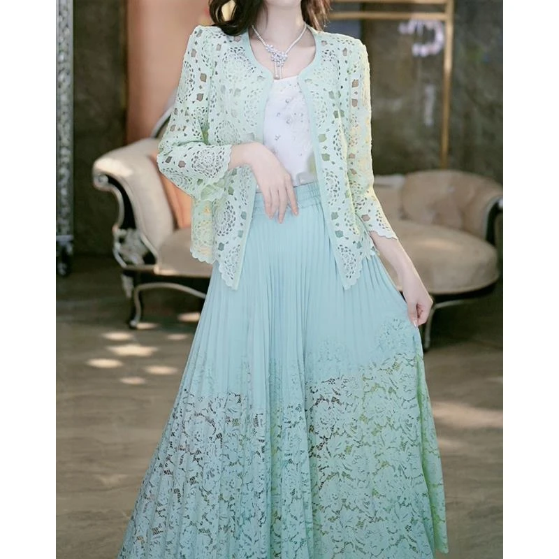 3-25【爱的魔力】欧若风淑媛百搭气质夏季洋气长袖镂空套装（分开拍）