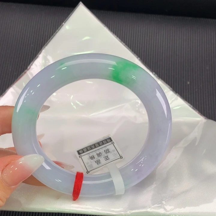 翡翠手镯未镶嵌圆条56.5