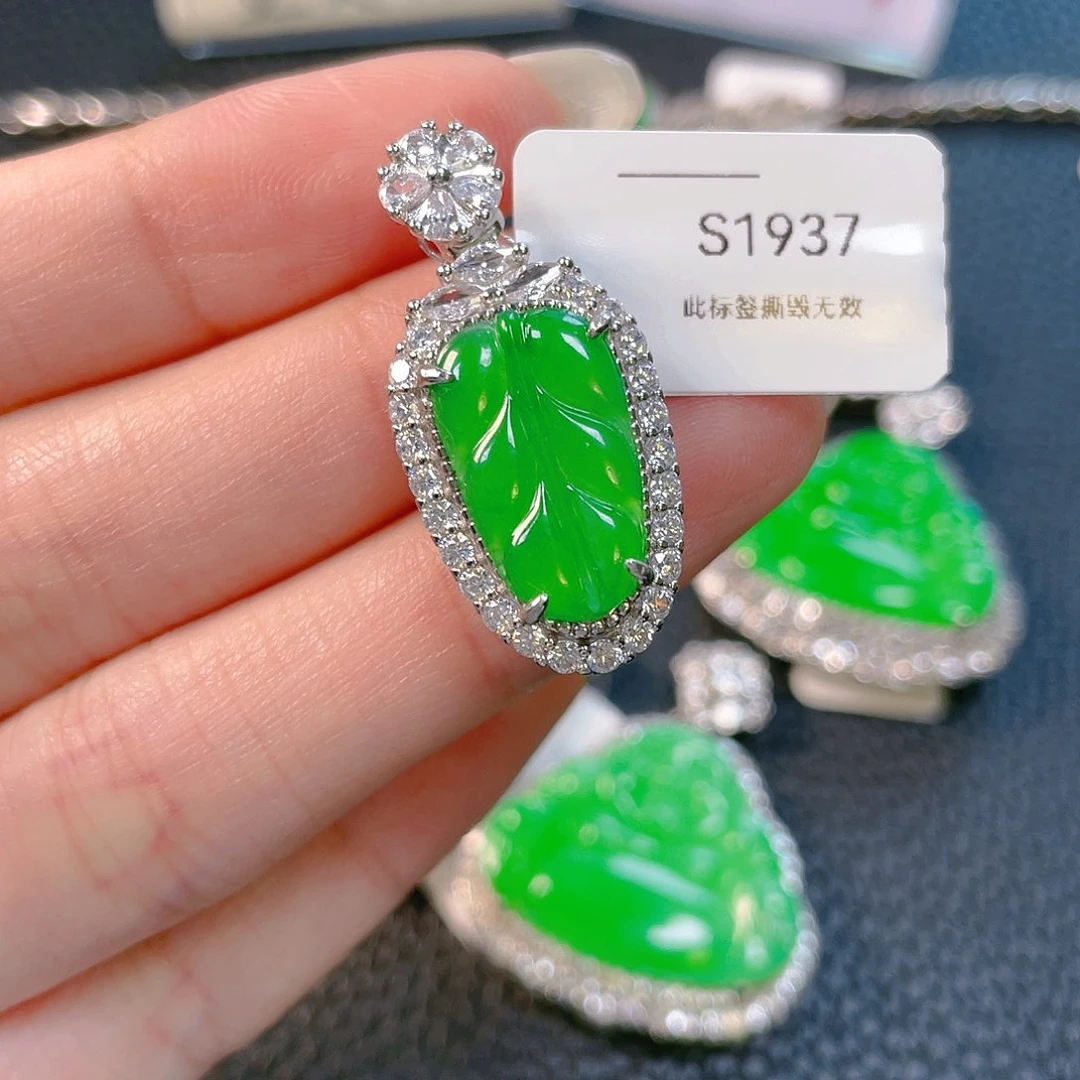 【闪购商品】翡翠银S925镶嵌吊坠(不含链)