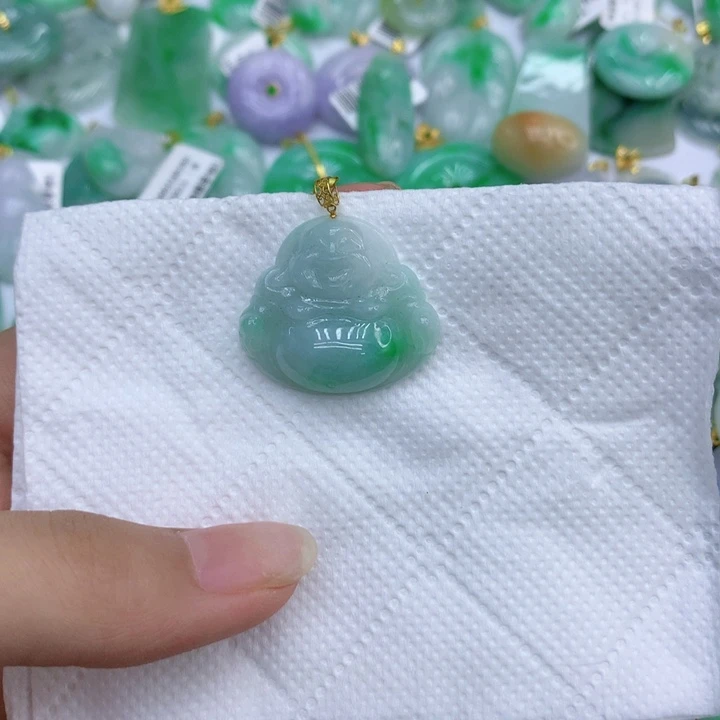 翡翠18K金镶嵌颈饰111111111111