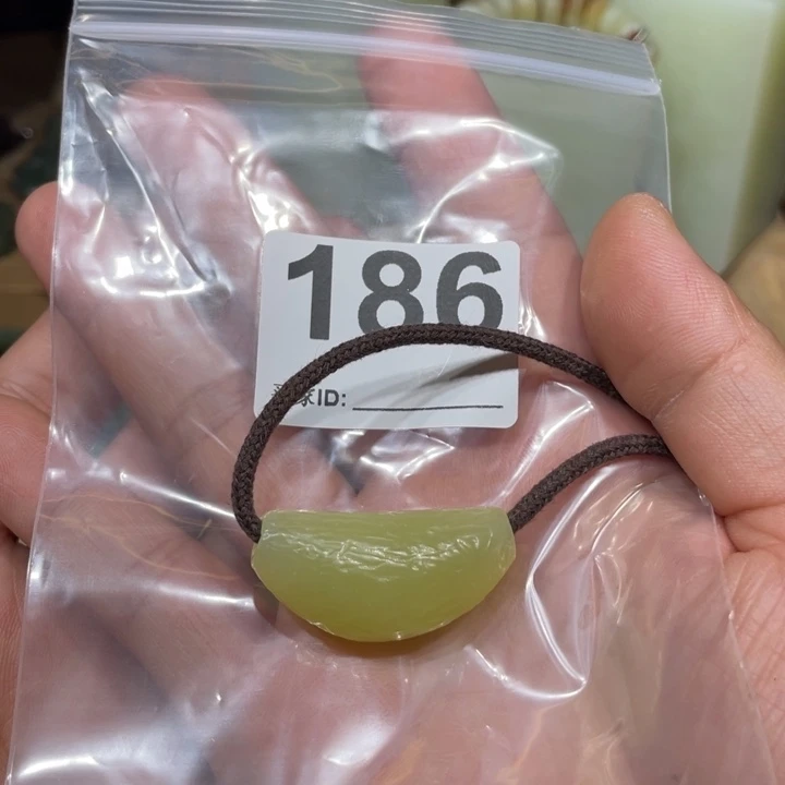 蛇纹石玉合金颈饰