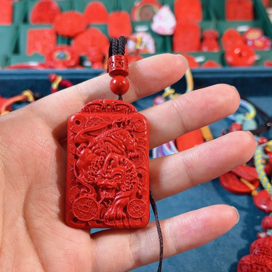 ****天然辰砂含辰砂工艺品貔貅吊坠