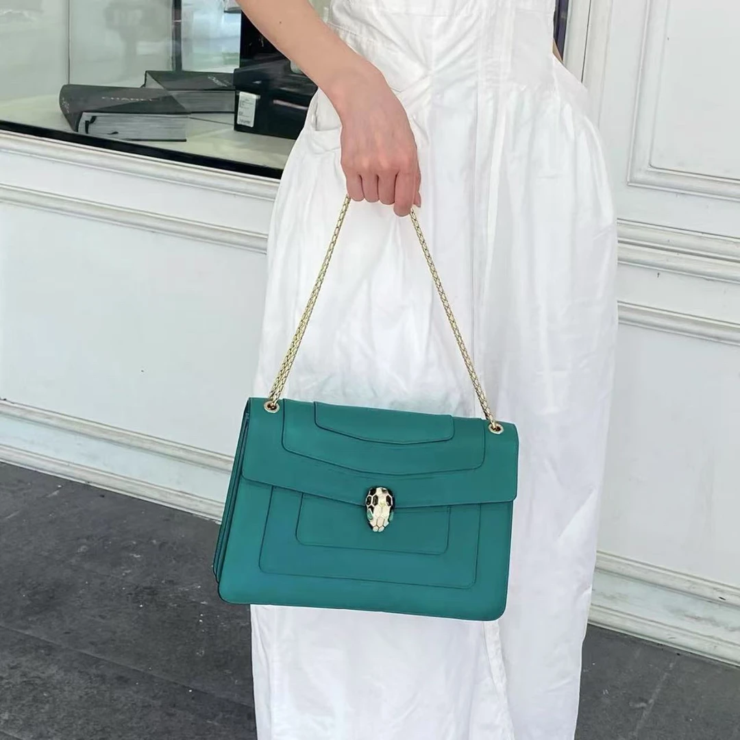 95新 BVLGARI/宝格丽 宝格丽蛇头绿色风琴包25050001-02