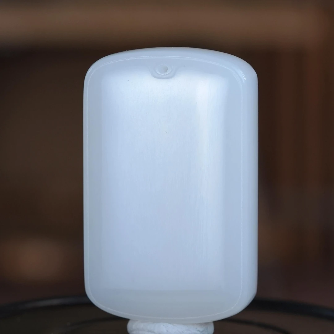 Lot18.和田玉平安无事牌/40644/拍宝