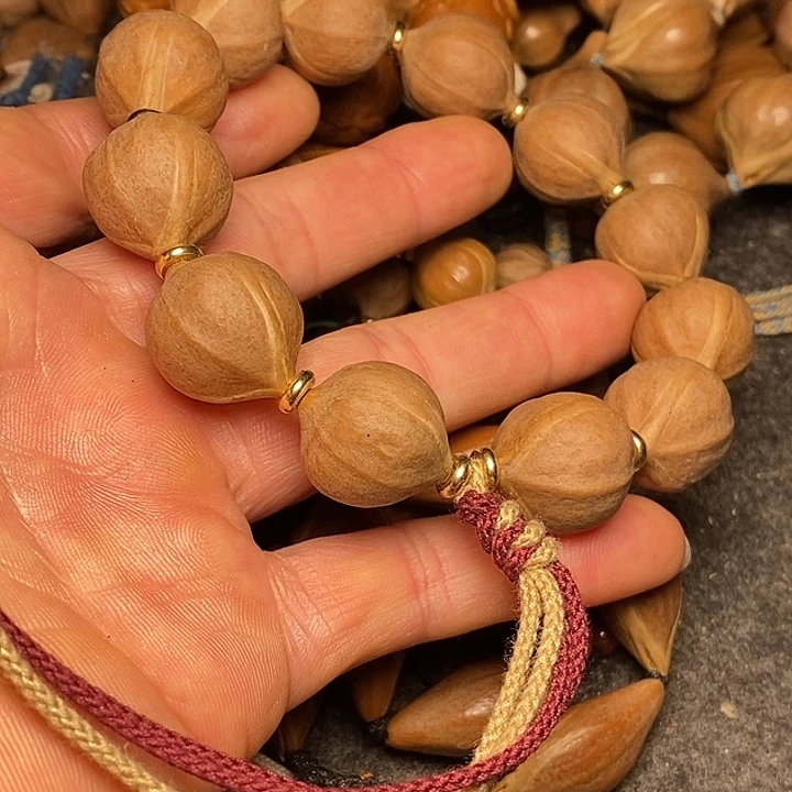 橄榄核手串1.8正圆7号