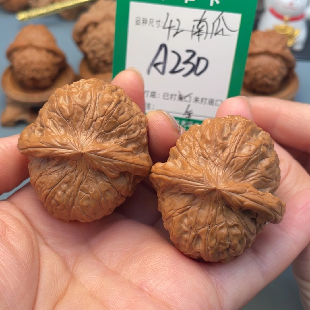 吊坠桃核文玩核桃