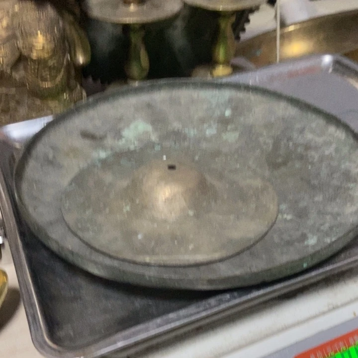 松***画铜工艺品理性消费