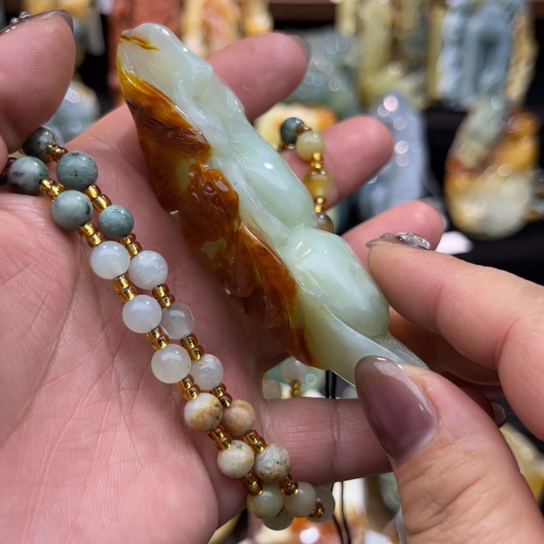 蛇纹石玉未镶嵌吊坠(赠链)