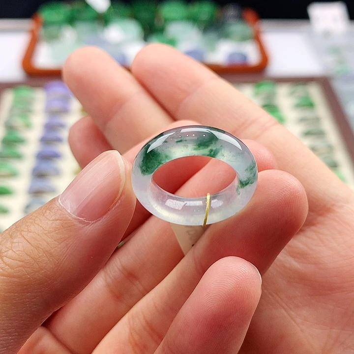 翡翠未镶嵌戒指8号