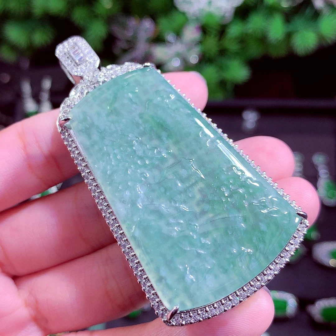 颈饰未镶嵌翡翠天然