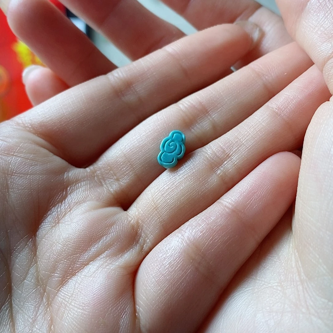 绿松石颈饰未镶嵌叮*