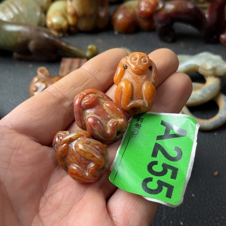 和田玉颈饰未镶嵌林****卍