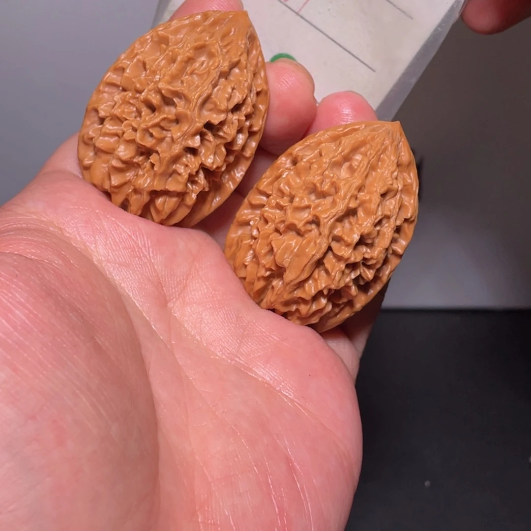 文玩核桃吊坠核桃